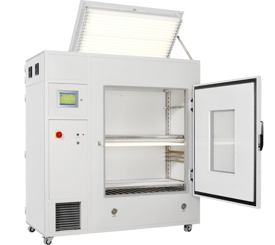 High-Specification Climate Chamber MC1750